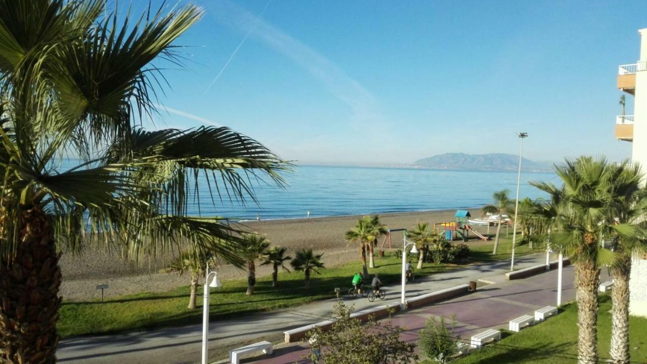Apartamento Mediterraneo Rincón de la Victoria Exterior foto